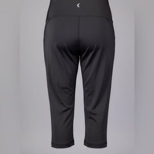 ZYIA Black High-Waisted Leggings – Women’s 14–16 Compression Activewear